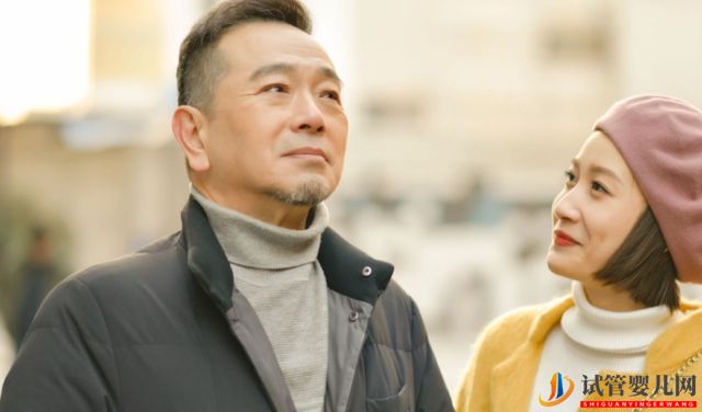 張晨光為了能夠娶她,連續送了4年玫瑰花,為生子做試管嬰兒(圖2)