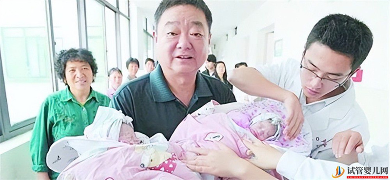 12年前,試管雙胞胎的60歲大媽,現哭訴_很后悔,有來世我不會再生(圖7)