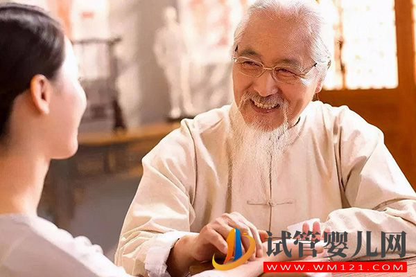 分享中藥促排卵生雙胞胎3個方子，服用促卵泡湯當月見效(圖1)