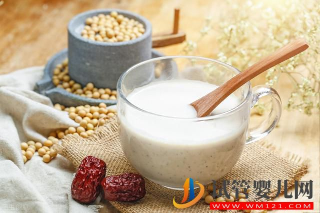 備孕期間可以喝豆?jié){嗎?(圖1) 備孕期間可以喝豆?jié){嗎?(圖1)