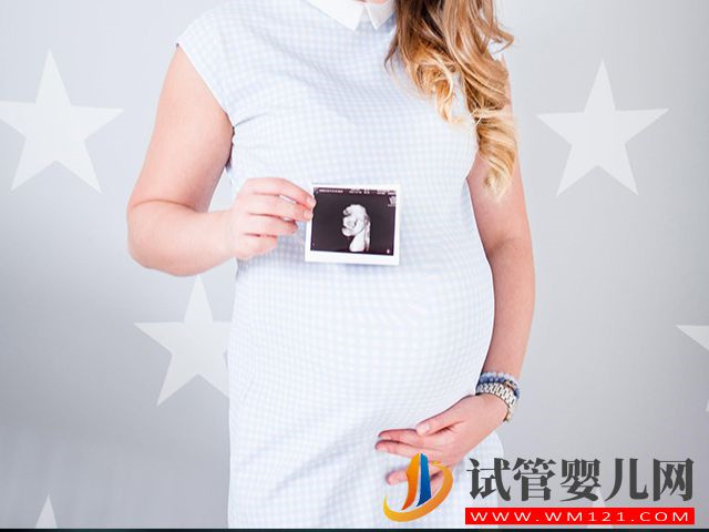 同卵雙胎一胎停育另一胎安全嗎？(圖1)