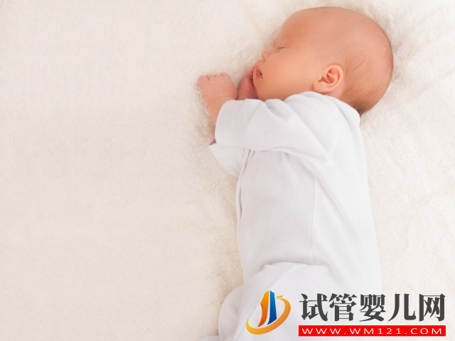 1歲寶寶嗜睡和正常睡覺的區別很大，可惜很多家長沒有意識到(圖3)