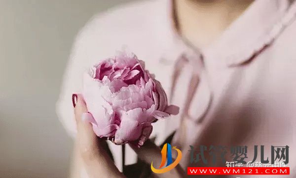 閉經(jīng)是由什么原因引起的呢？閉經(jīng)又和絕經(jīng)有什么區(qū)別？(圖1)
