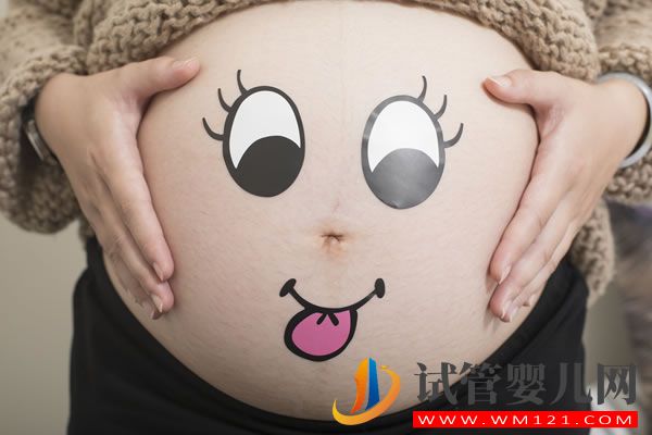 42歲不孕不育夫妻喜獲頭胎!第三代美國試管嬰兒技術(shù)助力圓夢(圖1)