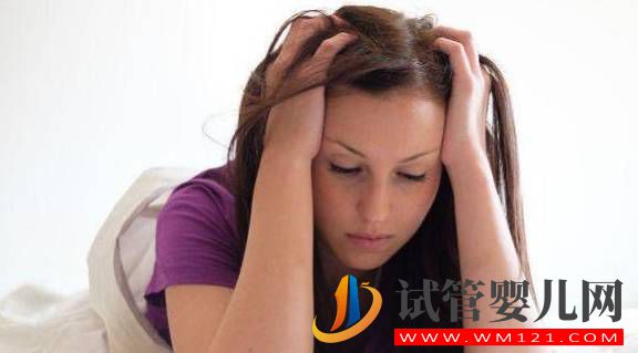 快絕經(jīng)的女人，身體會有3大“信號”，若你沒有，卵巢還算年輕！(圖1)