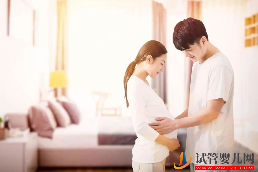 白城夫妻年輕時(shí)想丁克,看盡世態(tài)炎涼后,50歲后趕緊做試管嬰兒(圖1)