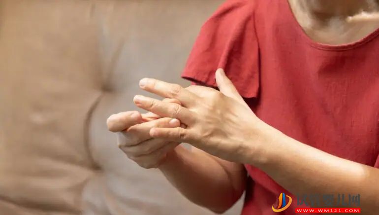 冬季如何降尿酸？為降低風(fēng)險(xiǎn)應(yīng)避免的食物(圖1)